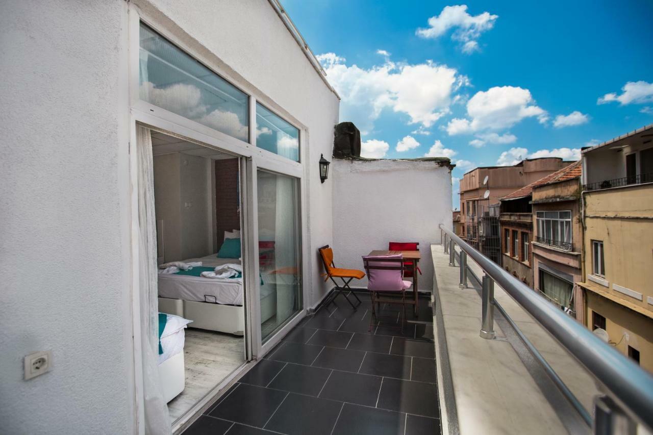 Royal Family Hotel Istanbul Bagian luar foto