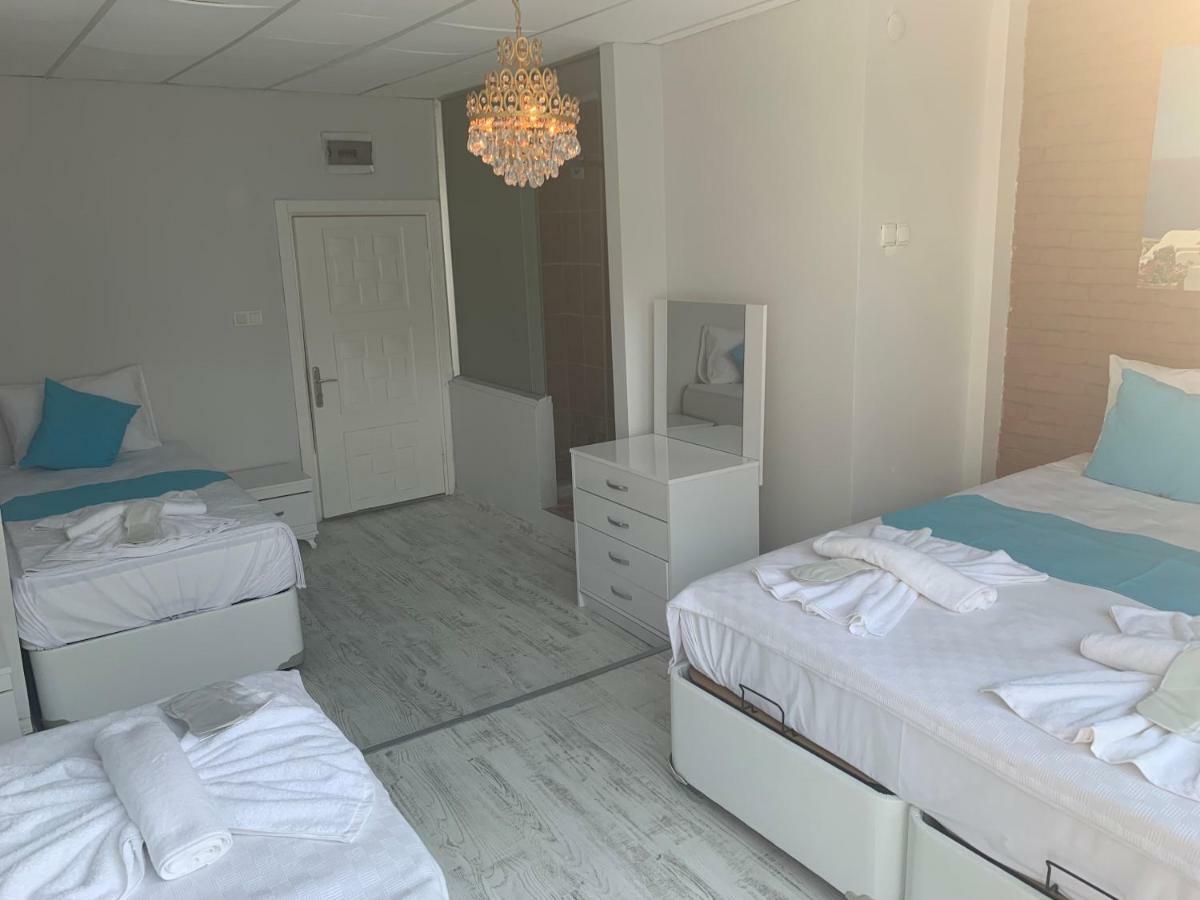 Royal Family Hotel Istanbul Bagian luar foto