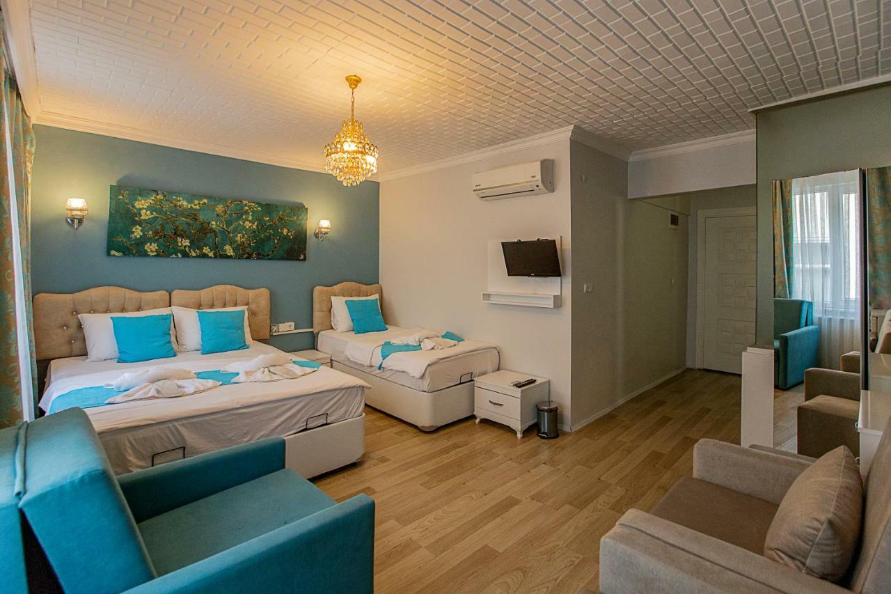 Royal Family Hotel Istanbul Bagian luar foto