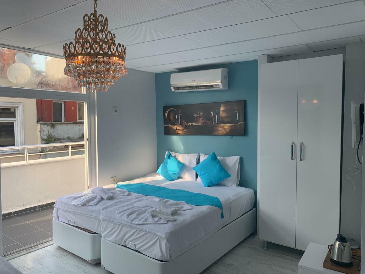 Royal Family Hotel Istanbul Bagian luar foto